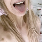 Alix @alixsacharova Leaks OnlyFans 

 profile picture