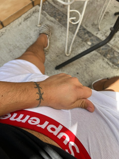 Video leaks angelowking