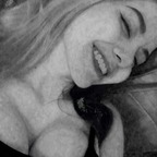 angiezad Profile Picture