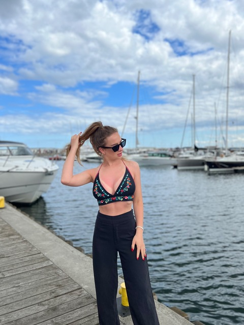 Video leaks aniri0404