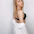aprilpinkmoon (April) free OnlyFans Leaked Content 

 profile picture
