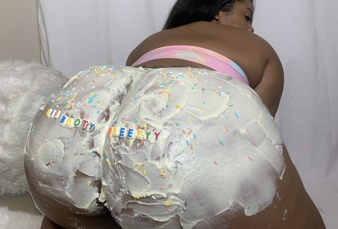 Video leaks bigbootybreezyy