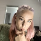 bimbofox9 Profile Picture