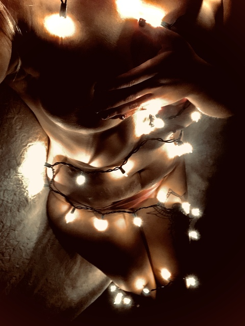 Video leaks blondegirlnextdoor69