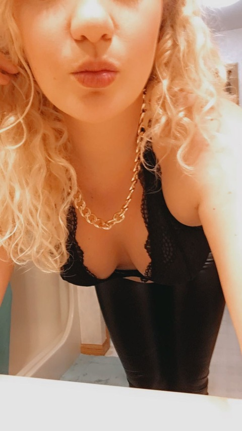 Video leaks curlycurls
