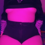 Curvy stoner 🥵 (@curvy_stoner) Leaked OnlyFans 

 profile picture
