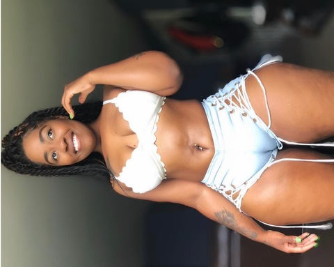 Video leaks diorlipskums