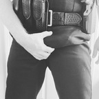 donutsandcuffsfree (Donutsandcuffs Free) OnlyFans content 

 profile picture