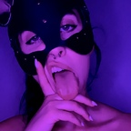 downwardfox Profile Picture