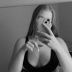 emelieblue Profile Picture