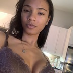 Onlyfans leaks emilybeebird 

 profile picture