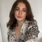 evelynxka Profile Picture