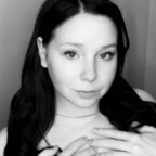 Onlyfans leaks evevixxxen 

 profile picture