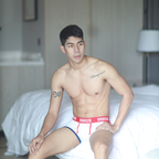 famekrittapat (krittapat nimngamsri) OnlyFans Leaked Videos and Pictures 

 profile picture