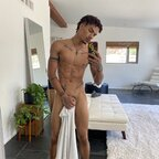 fav_freak Profile Picture