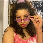 fem_freak Profile Picture