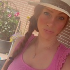 gingerboxred Profile Picture