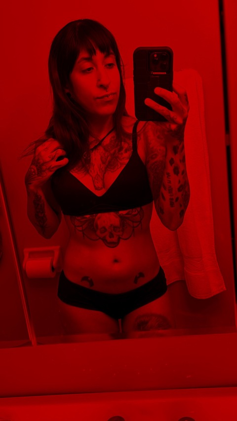 Video leaks gloomypiercer