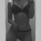 holly1 OnlyFans Leaks 

 profile picture