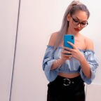 hotteen2002 Profile Picture