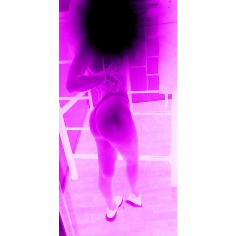 Video leaks i.refuse.to.strip