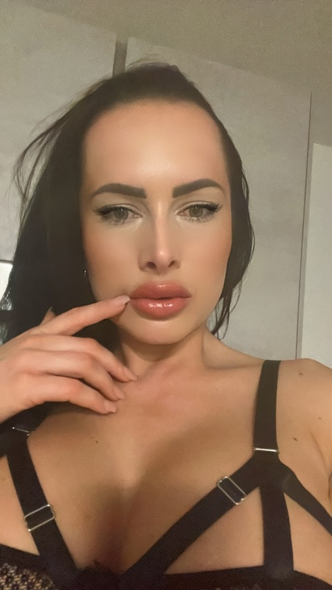 Video leaks imoszkaa