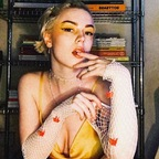 jejeblondie Profile Picture