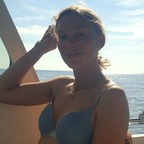 joannadea Profile Picture