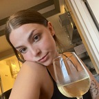 jonnieraee Profile Picture