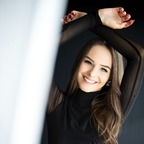 juliasonja (Julia Hofer) OnlyFans Leaks 

 profile picture