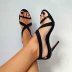julie.bigfeet (Julie Big Feet Goddess) OnlyFans Leaks 

 profile picture