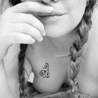 juniper-berrix Profile Picture