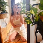 kari @kariwave Leaked OnlyFans 

 profile picture