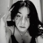 l0v3m1ly Profile Picture