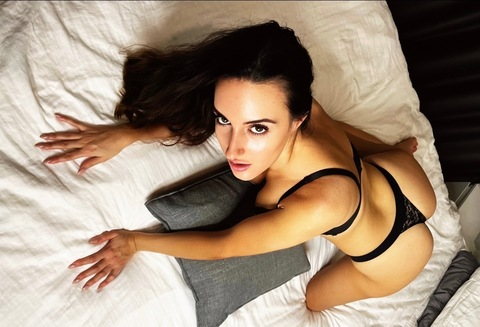 Video leaks laura.exxxplorer