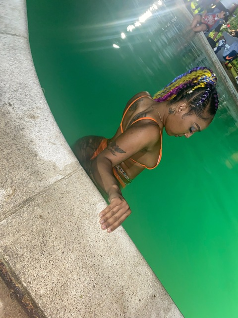Video leaks leivibes365
