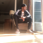 leonardo93 OnlyFans Leaks 

 profile picture