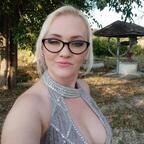 liapierce (Lia Pierce) free OnlyFans Leaks 

 profile picture