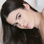Lilly Renee' London (lillyreneelondon) Leak OnlyFans 

 profile picture