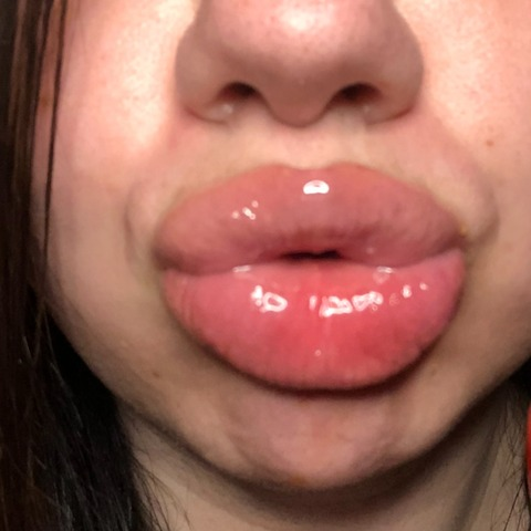 Video leaks lipnotist