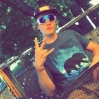 livin_alive Profile Picture