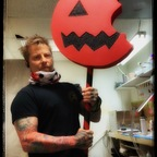 lkiss Profile Picture