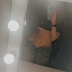 lolabreex Profile Picture