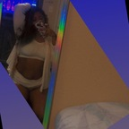 lovelyveeee Profile Picture