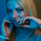 lucyunreachable Profile Picture