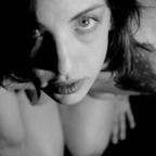 lunavera96 Profile Picture