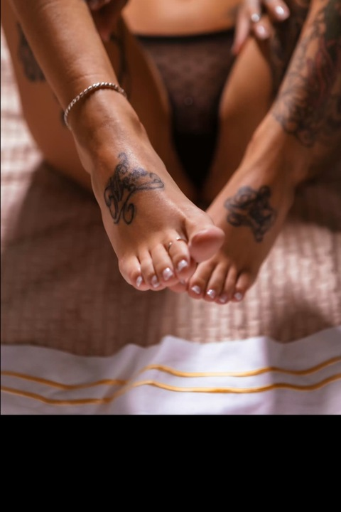 Video leaks mfourlan