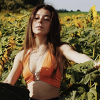 minibadbiddie (mya moon) free OnlyFans Leaked Content 

 profile picture