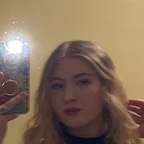 minnie_east Profile Picture