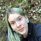 mo0ng0ddess Profile Picture